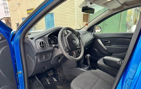 Renault Logan II, 2017 год, 670 000 рублей, 13 фотография