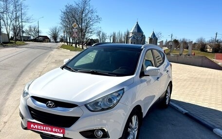 Hyundai ix35 I рестайлинг, 2012 год, 1 570 000 рублей, 2 фотография