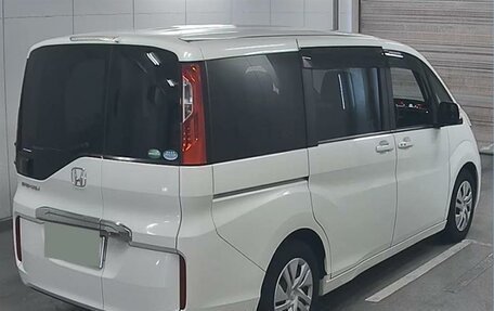 Honda Stepwgn IV, 2016 год, 1 850 000 рублей, 31 фотография