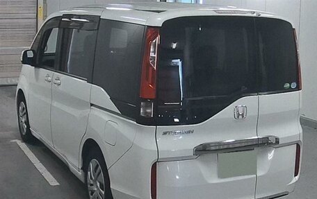 Honda Stepwgn IV, 2016 год, 1 850 000 рублей, 28 фотография