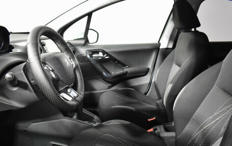 Peugeot 208 II, 2013 год, 749 000 рублей, 10 фотография