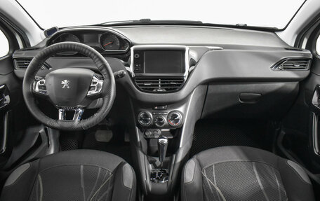 Peugeot 208 II, 2013 год, 749 000 рублей, 13 фотография