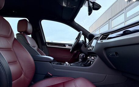 Volkswagen Touareg III, 2016 год, 2 830 000 рублей, 7 фотография