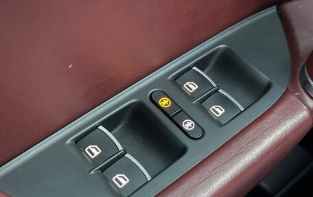 Volkswagen Touareg III, 2016 год, 2 830 000 рублей, 16 фотография