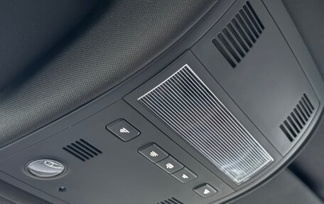 Volkswagen Touareg III, 2016 год, 2 830 000 рублей, 20 фотография