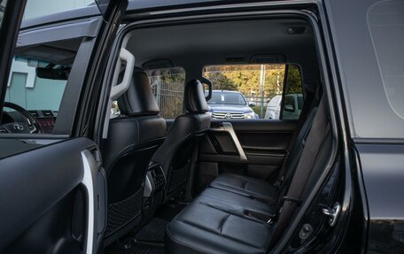 Toyota Land Cruiser Prado 150 рестайлинг 2, 2021 год, 6 599 000 рублей, 14 фотография