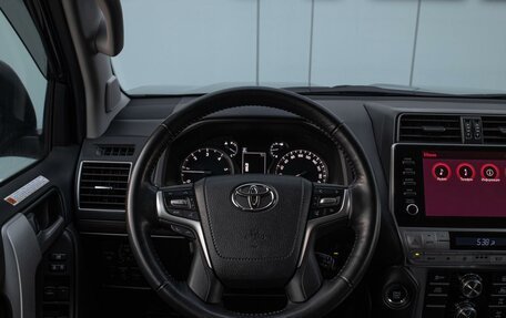 Toyota Land Cruiser Prado 150 рестайлинг 2, 2021 год, 6 599 000 рублей, 15 фотография