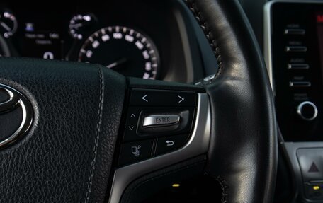 Toyota Land Cruiser Prado 150 рестайлинг 2, 2021 год, 6 599 000 рублей, 22 фотография