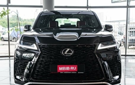 Lexus LX, 2024 год, 21 000 000 рублей, 2 фотография
