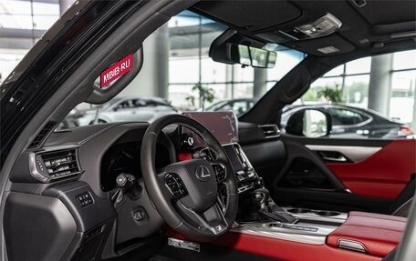 Lexus LX, 2024 год, 21 000 000 рублей, 10 фотография