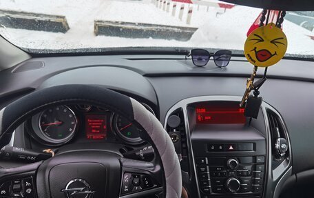 Opel Astra J, 2013 год, 690 000 рублей, 10 фотография