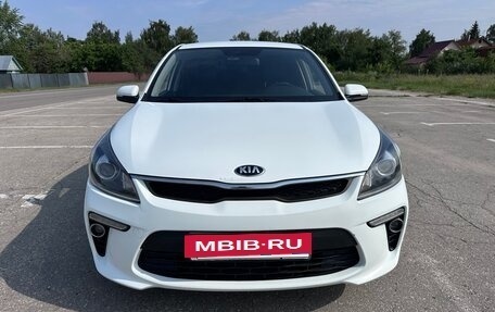 KIA Rio IV, 2019 год, 1 450 000 рублей, 2 фотография