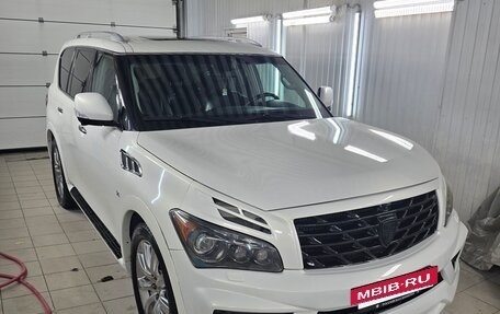 Infiniti QX56, 2010 год, 2 000 000 рублей, 2 фотография