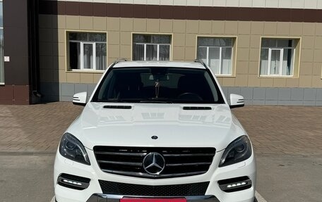 Mercedes-Benz M-Класс, 2014 год, 3 200 000 рублей, 1 фотография