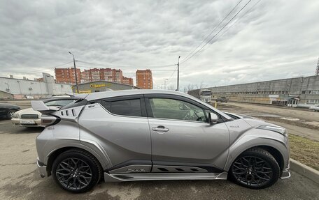 Toyota C-HR I рестайлинг, 2017 год, 2 500 000 рублей, 15 фотография