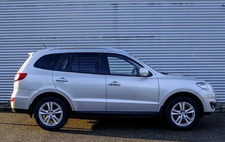 Hyundai Santa Fe III рестайлинг, 2010 год, 1 300 000 рублей, 4 фотография