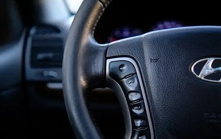 Hyundai Santa Fe III рестайлинг, 2010 год, 1 300 000 рублей, 14 фотография