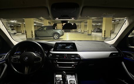 BMW 5 серия, 2018 год, 3 300 000 рублей, 12 фотография