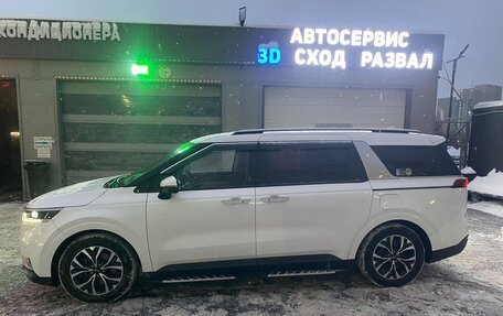 KIA Carnival, 2020 год, 3 800 000 рублей, 7 фотография