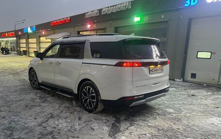 KIA Carnival, 2020 год, 3 800 000 рублей, 9 фотография