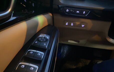 KIA Carnival, 2020 год, 3 800 000 рублей, 18 фотография