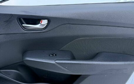 Hyundai Solaris II рестайлинг, 2018 год, 1 369 000 рублей, 16 фотография