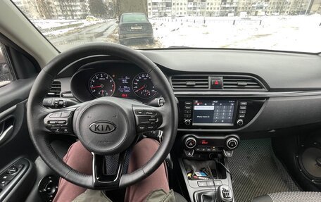 KIA Rio IV, 2018 год, 1 550 000 рублей, 9 фотография