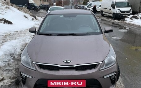KIA Rio IV, 2018 год, 1 550 000 рублей, 6 фотография