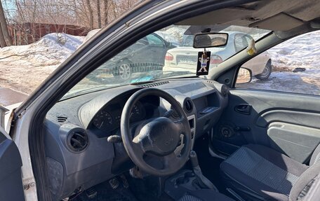 Renault Logan I, 2006 год, 145 000 рублей, 6 фотография