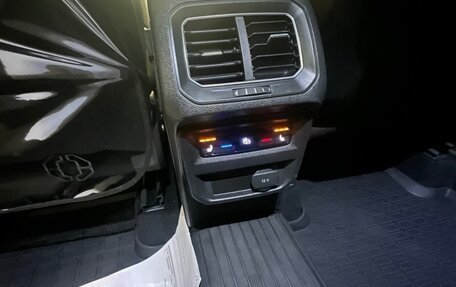 Volkswagen Tiguan II, 2017 год, 2 690 000 рублей, 10 фотография