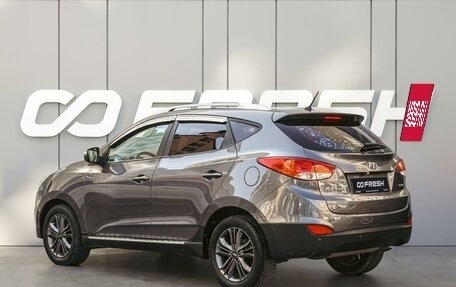 Hyundai Tucson III, 2013 год, 1 540 000 рублей, 2 фотография