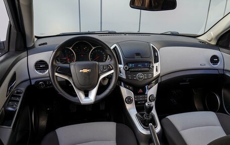 Chevrolet Cruze II, 2013 год, 945 000 рублей, 6 фотография