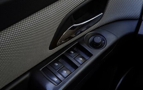 Chevrolet Cruze II, 2013 год, 945 000 рублей, 16 фотография