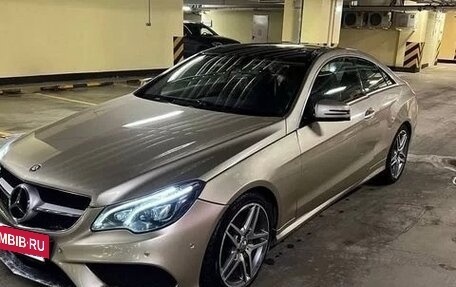 Mercedes-Benz E-Класс, 2015 год, 3 100 000 рублей, 14 фотография