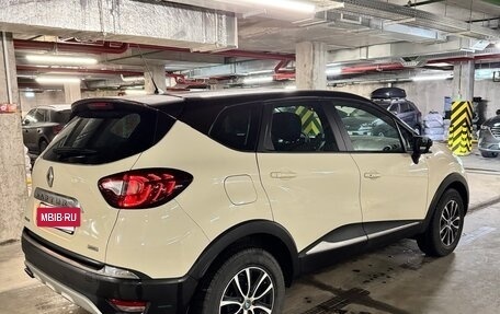 Renault Kaptur I рестайлинг, 2017 год, 1 900 000 рублей, 4 фотография