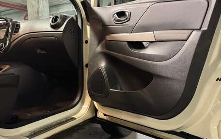 Renault Kaptur I рестайлинг, 2017 год, 1 900 000 рублей, 6 фотография