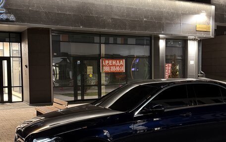 Mercedes-Benz E-Класс, 2019 год, 3 550 000 рублей, 2 фотография