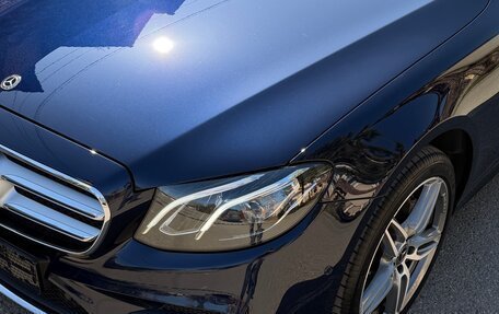 Mercedes-Benz E-Класс, 2019 год, 3 550 000 рублей, 19 фотография