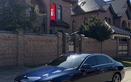 Mercedes-Benz E-Класс, 2019 год, 3 550 000 рублей, 17 фотография