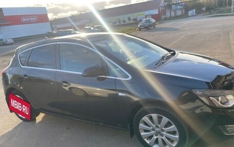 Opel Astra J, 2012 год, 799 000 рублей, 3 фотография