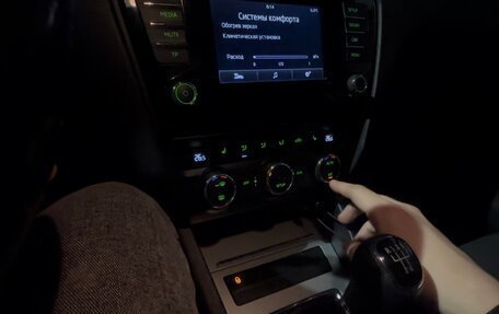 Skoda Octavia, 2014 год, 720 000 рублей, 2 фотография