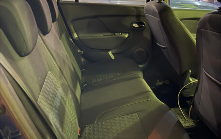 Renault Logan II, 2014 год, 770 000 рублей, 9 фотография