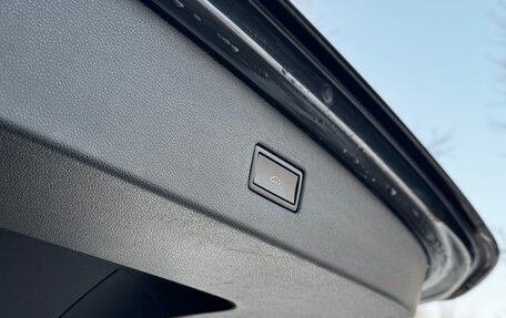 Volkswagen Tiguan II, 2020 год, 3 690 000 рублей, 25 фотография