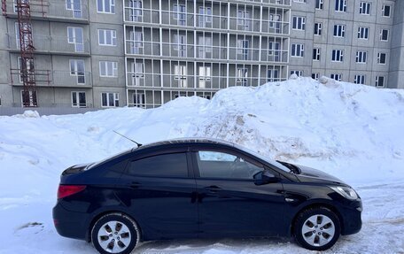 Hyundai Solaris II рестайлинг, 2011 год, 530 000 рублей, 5 фотография