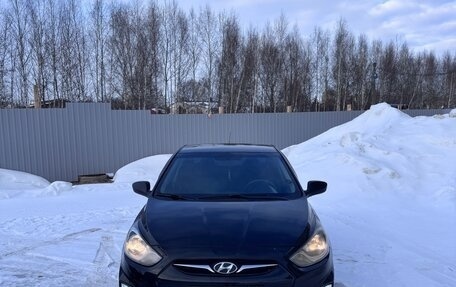 Hyundai Solaris II рестайлинг, 2011 год, 530 000 рублей, 8 фотография