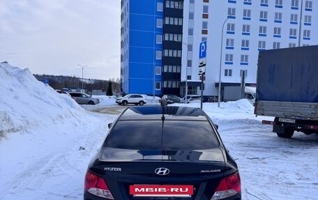 Hyundai Solaris II рестайлинг, 2011 год, 530 000 рублей, 2 фотография