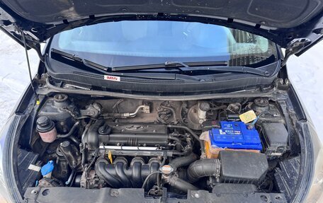 Hyundai Solaris II рестайлинг, 2011 год, 530 000 рублей, 16 фотография