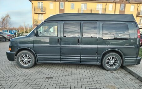 GMC Savana I, 2004 год, 1 700 000 рублей, 6 фотография