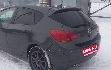 Opel Astra J, 2011 год, 530 000 рублей, 4 фотография