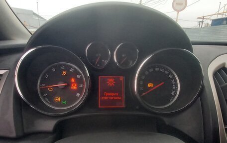 Opel Astra J, 2011 год, 530 000 рублей, 18 фотография